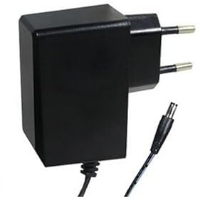 Alimentador 15V 1500mA, Salida DC, Uso en Dispositivos electrónicos, Proporciona energía Estable y eficiente.