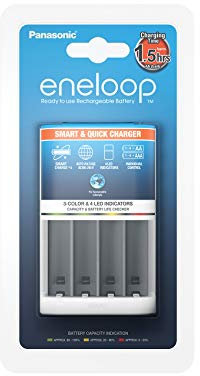 Panasonic eneloop, caricatore rapido intelligente, per 1-4 pile NiMH AA/AAA, con display LED e controllo singolo