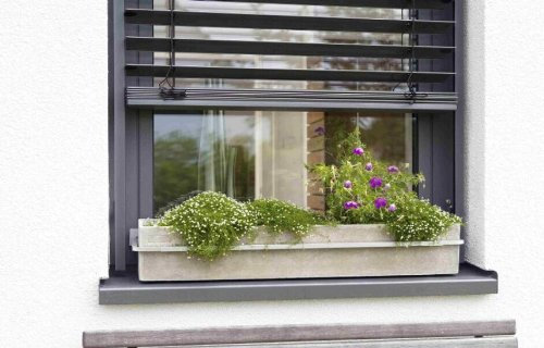 Unbekannt Balkonkasten Blumenkasten Halter verstellbar 74 bis 110cm 200950120-HE