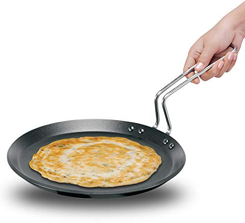 Hawkins Futura 26 cm Flat Tava, Non Stick Tawa with Stainless Steel Handle, Induction Tawa with Rim, Pancake Pan, Flat Pan, Black (INFT26)