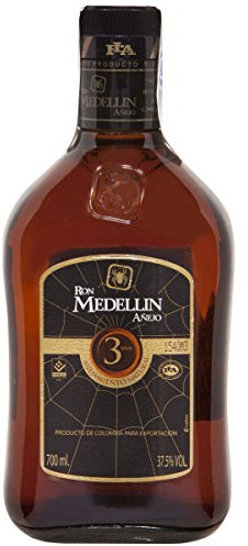 Ron medellin Añejo, 3 años, 700 ml