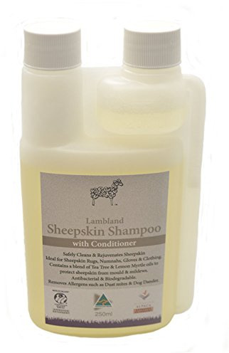 Lambland Fleece & Lambskin Woolwash with Conditioner