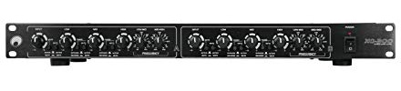 Omnitronic XO-300 Aktive Frequenzweiche | Aktive Frequenzweiche, Stereo-3-Wege-Betrieb | Symmetrische Ein- und Ausgänge über XLR-Buchsen