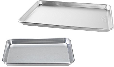 Nordic Ware Naturals Half Sheet and Quarter Sheet Baking Set - USA Made Aluminum Commercial Quality Sheet Pans for Baking or Roasting, Encapsulated Galvanized Steel Rim Prevents Warping