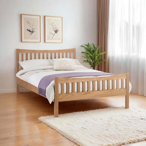 Julian Bowen Bergamo Bed, Double, Slat Headboard, Solid Oak - W144 x D196cm | Traditional Bed Frame, 135cm/4ft6, No Box Spring Needed, Solid Wood, Vertical Slat Headboard & Footboard