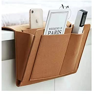 YKKJ Borsa da Letto, Organizer da Comodino Organizer per Divano in Feltro, Antiscivolo, per Libri, Riviste, IPad, Cellulare, Telecomando Grau (Marrone)