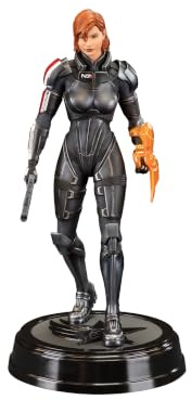 Dark Horse - Mass Effect - Commander Jane Shepard PVC Figure