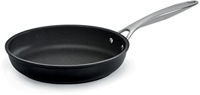 Barazzoni Black Titan Pro, Pfanne Ø 32 cm, Griff aus genietetem Stahl, Antihaftbeschichtung, Titan Pro (5 Schichten). Induktion, kompatibel mit Made in Italy