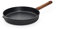 Woll Eco Logic QXR Guss-Flachpfanne - Induktiv -, Ø 28 cm, 5 cm hoch, mit festem nachhaltigem Holzstiel - Geeignet für alle Herdarten, PFAS-frei, Antihaft-Versiegelung, Aluminiumguss, backofenfest