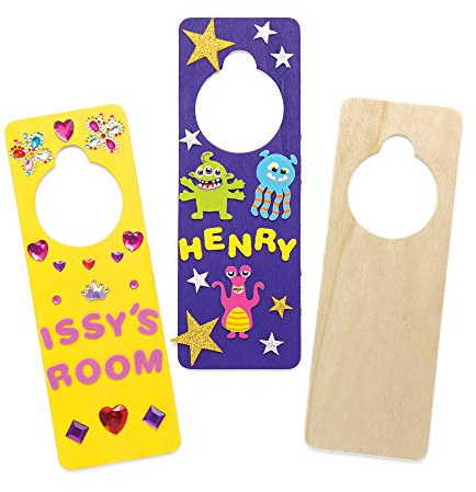 Baker Ross E827 Wooden Door Hangers For Children to Paint, Decorate & Personalise- Pack of 6, 24cm