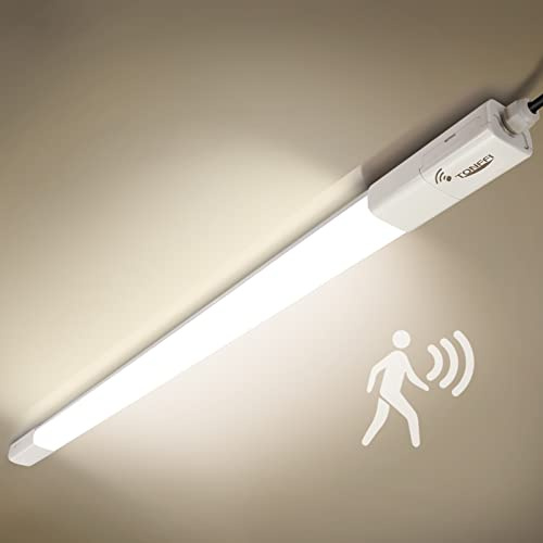 TONFFI 36W 115CM LED Feuchtraumleuchte mit Bewegungsmelder, Verknüpfbar LED Sensor Röhrelampe, Neutralweiß Wandleuchte Deckenleuchte Kellerlampe IP65 Wasserfest für Werkstatt Garage Flur Balkon Treppe