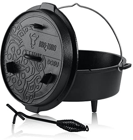 BBQ-Toro Ultimate Dutch Oven mit PRO3+ Beschichtung | 7,3 Liter (DO6U), Topf mit Füßen | bereits eingebrannt - preseasoned mit PRO3+ Verfahren | Gusseisen Kochtopf | Bräter mit Deckelheber