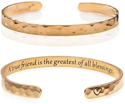 Carviell Gold Friendship Bracelet – “A True Friend Is the Greatest of All Blessings” Engraved Cuff, Best Friend Jewelry Gift for Women & Teens, BFF Bracelet, Stainless Steel Inspirational Bangle