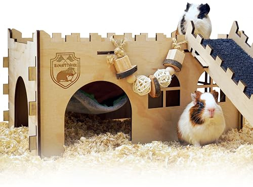 SoulThink® Large Guinea Pig Hideout & House - Easy to Assemble Wooden Guinea Pig Castle with Hammock, Ramp and Toys Accessories Habitat Suitable for Hamsters and Chinchilla