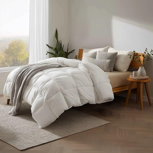 Bamboo Bay All Season Queen Size Comforter, 100% Viscose Made from Bamboo, Soft Quilted Down Alternative Duvet Insert with Corner Tabs, Breathable Cooling Bedding, 90 x 94 Inch