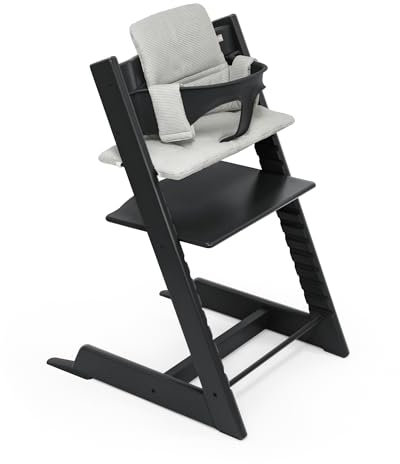 Trona Tripp Trapp de Stokke (Negra) con Cojín Clásico OCS (Nordic Grey) - Incluye Silla Tripp Trapp, Baby Set 2 para Niños de 6 a 36 Meses y Cojín - Ajustable, Ergonómica y Fácil de Limpiar