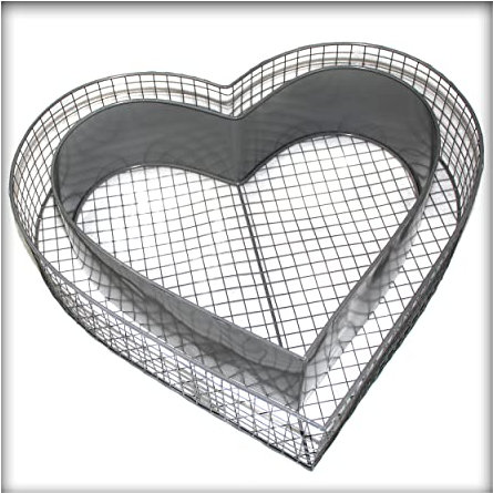 KiesKönig Herz Gitter XL Pflanzschale Grabschmuck Grabgestaltung Friedhof mit Trennblech L 38 x B 42 x H 10 cm