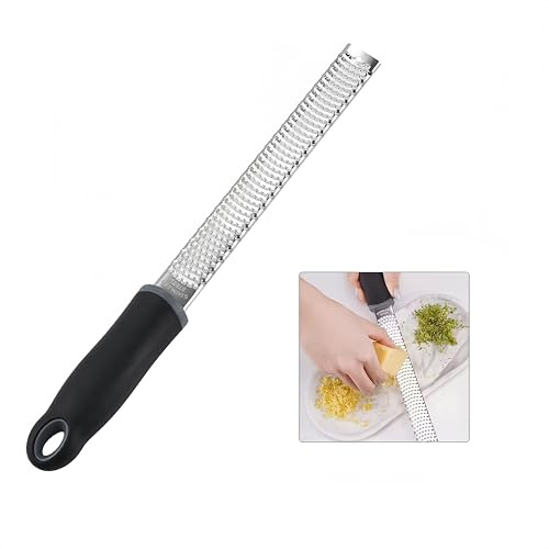 Rallador profesional de precisión para la cocina, rallador fino de acero inoxidable para queso, ideal para rallar parmesano, jengibre, nuez moscada y limón. Incluye funda protectora y cepillo de limpi