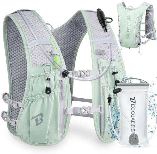 BECOJADDE Running Vest Hydration Backpack Lightweight 5L Water Pack with One 1.5L Water Bag for Men Women, Running Backpack Hydration for Marathon, Trail, Cycling, Hiking, Jogging Green