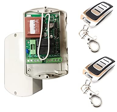 INSTALMATIC Cuadro de control CMR, central de maniobras para motores a 220v de puertas enrollables y persianas, con receptor de radio multimarca incorporado, con 2 mandos a distancia rolling code TX4.