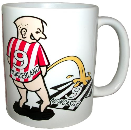 Wee On Funny Football Team Shirt Geordie Fan Rivalry Tea Coffee Mug (Sunderland (weeing on Newcastle))