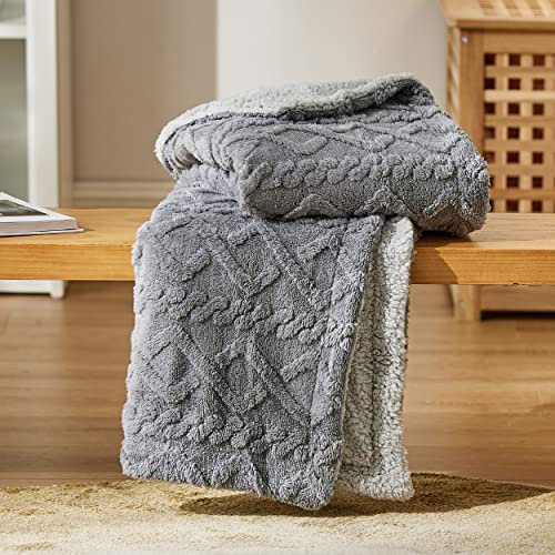 Bedsure Sherpa Fleece Throw Blanket - Super Soft, Cozy & Warm Jacquard Sofa Throw, Ideal for Bed & Couch, Double/Twin, Grey, 150x200cm