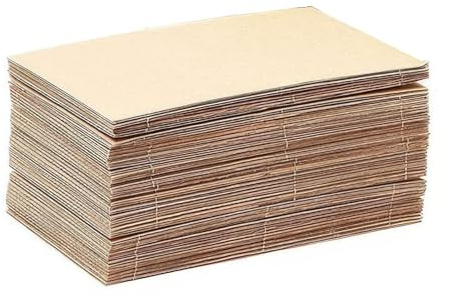 Plaques de carton ondulé (21 x 30 cm) - Lot de 50 - Épaisseur 2 mm Idéales pour loisirs créatifs et inserts de protection pour colis postaux