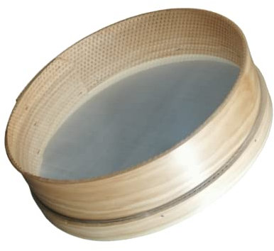 Tamizador harina. En madera. Diseño tradicional. Varias medidas. (Diámetro 28 cms)