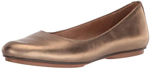 Naturalizer Maxwell Womens Leather Flat Loafers Walking Shoes for All-Day Comfort Medium Fit Light Gold UK 5