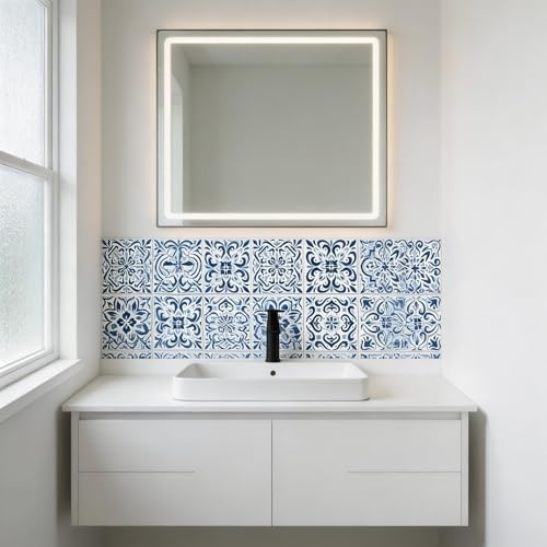 CHGCRAFT 36 Pezzi Adesivi per Piastrelle a Guscio Blu e Bianchi 10x10cm Adesivi da Parete Impermeabili Rimovibili in PVC Adesivi Decorativi per Cucina, Lavanderia, Parete, Tavolo, Ufficio