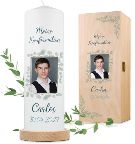 GRAVURZEILE Bedruckte Kerze - Fotokerze zur Konfirmation & Kommunion - Christliche Kerze mit Foto - Personalisiert mit Namen, Datum und Wunschtext - Hochwertige Stumpenkerze 250/80 mm - Farbe: Blau