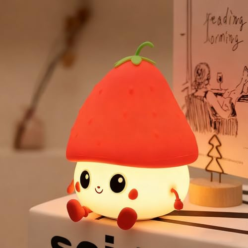 Veilleuse mignonne en forme de fraise, veilleuse rechargeable en silicone pour enfants, bébés, tout-petits, filles, lampe de chevet LED à intensité variable, décoration de chambre kawaii, veilleuse