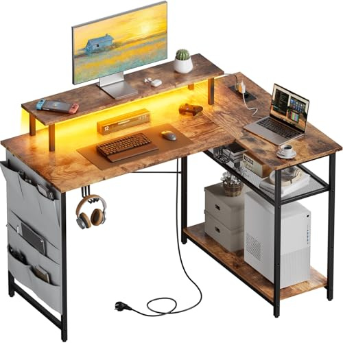 HLONONE L-förmiger Schreibtisch mit LED und Steckdosen, 110 x 80 cm, Eckschreibtisch mit Regal, Computertisch mit Monitorständer und Aufbewahrungstasche, Gaming Tisch L Form für Büro, Heimbüro, Braun