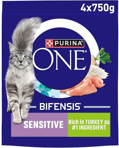 PURINA ONE Sensitive Adult Dry Cat Food - Rich in Turkey 4x750g