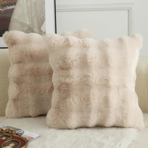 Mandioo Pack of 2 Cushion Covers 65cm x 65cm Decorative Thick Plush Wool Throw Pillow Covers cases for Sofa Bedroom Living Home 26 x 26 Inch Beige