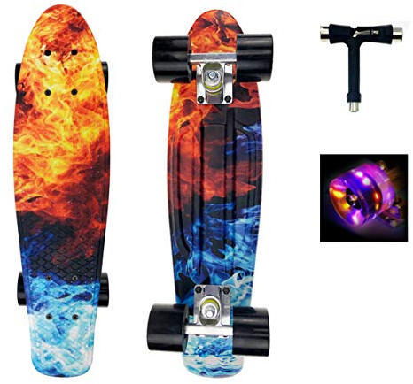 Sumeber Complete Mini Cruiser Skateboard 22 Pulgadas con Ruedas Light Up para Adultos Niños Principiantes Niñas Niños Regalo de cumpleaños (Flame)