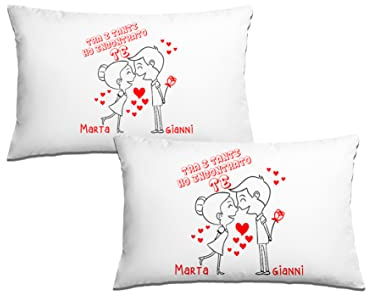 Bulabadoo Coppia Federe SanValentino Personalizzate - Tra i tanti Ho Incontrato Te [ PERSONALIZZA NOMI] - Federe Cuscino Letto Matrimoniale - Coppie - Partner - Compagna - Regalo