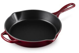 LE CREUSET Signature Hohe Brat- und Servierpfanne aus Gusseisen, für alle Herdarten und Backöfen, 26 cm, 2 Liter, Garnet, 20187269490422