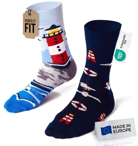 Many Mornings – missmatchade strumpor – roliga strumpor unisex – fyrtorn strumpor – presentidé – design: Nordic Lighthouse – Made in EU – 35–38, Nordic Lighthouse, 35-38 EU