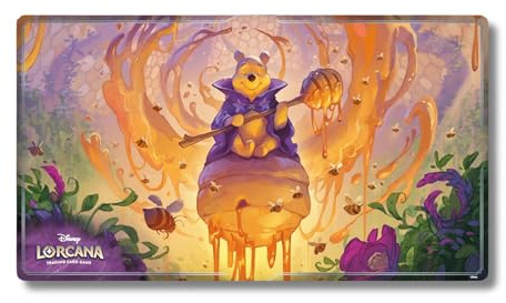 Ravensburger Disney Lorcana TCG: Set 7 Winnie Puuh | Kartenunterlage mit den Maßen 61 x 34,3 cm | Disney Lorcana mit einzigartigem Design | Hochwertige Brettspielmatte