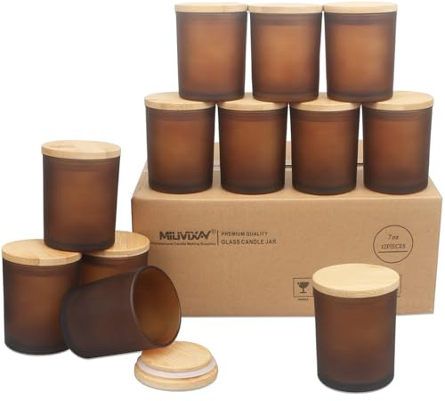 MILIVIXAY Confezione da 12 barattoli per candele in vetro spesso color ambra smerigliata, con coperchio, per realizzare candele, contenitori per spezie e polvere.