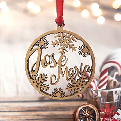 Bola de Navidad Personalizada con Nombre de Madera con Copos de Nieve Interior. Regalo Original Personalizado con Nombre. Adorno árbol de Navidad.Cordel de Raso Rojo Incluido. (Pack 3)