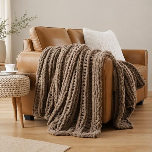 Battilo Chunky Knit Blanket Throw, Cable Knitted Throw Blanket, 125x150cm | Soft Thick Handmade Chenille Yarn Crochet Blankets Taupe Tan Throws for Sofa Bed Couch Home Decor
