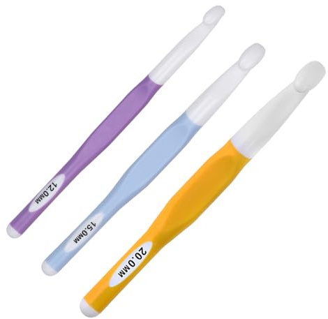 Long Crochet Hooks 3 pcs Large Sizes Crochet Needles QLRFFLJOY 12mm 15mm 20mm Rubber Handle Crochet Hook Set DIY Yarn Weaving Tools for Knitting Blankets, Shawl and Carpets