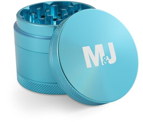 Mari & Juan Macina Spezie Azzurro Ø5 cm x 4,3 cm I Tritatutto Alluminio 4 Pezzi I Macinino Erbe Aromatiche e Spezie Compatto con Filtro Polline e Spatolina Inclusa