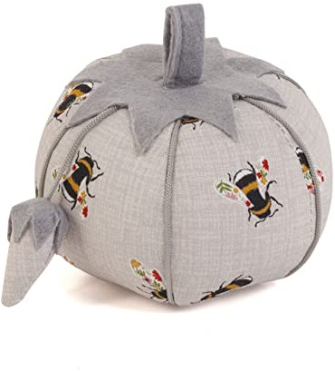 Hobby Gift Novelty Fabric Pincushion - 9 x 10.5 x 10.5cm - Tomato Bee
