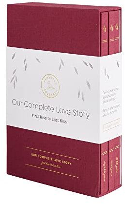 Snabba tidskrifter, vår kompletta kärlekshistoria (3-volymsamling): First Kiss to Last Kiss (Red Merlot, linne) | Relationsbok | Pardagbok | Gåvor för par