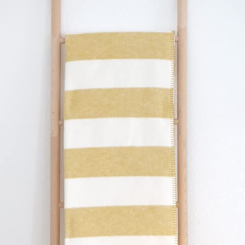 RIEMA® kuschelige Baumwolldecken Stine - weiche Wolldecke mit Streifen aus 100% Bio Baumwolle - nachhaltige Kuscheldecke Made in Germany 150x200 cm (gelb)
