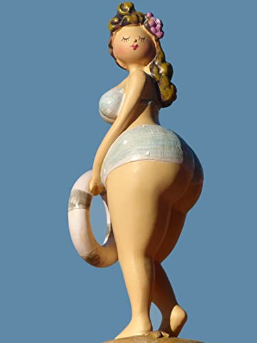 Pommerntraum ®| Dekorationsfigur Maritime Badenixe Dame Lady Stranddame Strandnixe mollige Nana Rubensfigur Rubensdame am Strand Claudia