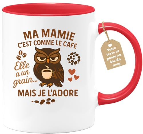 quotedazur Café-Croissant - Mug Personnalisé Ma Mamie C'Est Comme Le Café Elle A Un Grain... Mais Je L'Adore Cadeau Tasse Pour Noël Grand-Mère - Rouge/Céramique